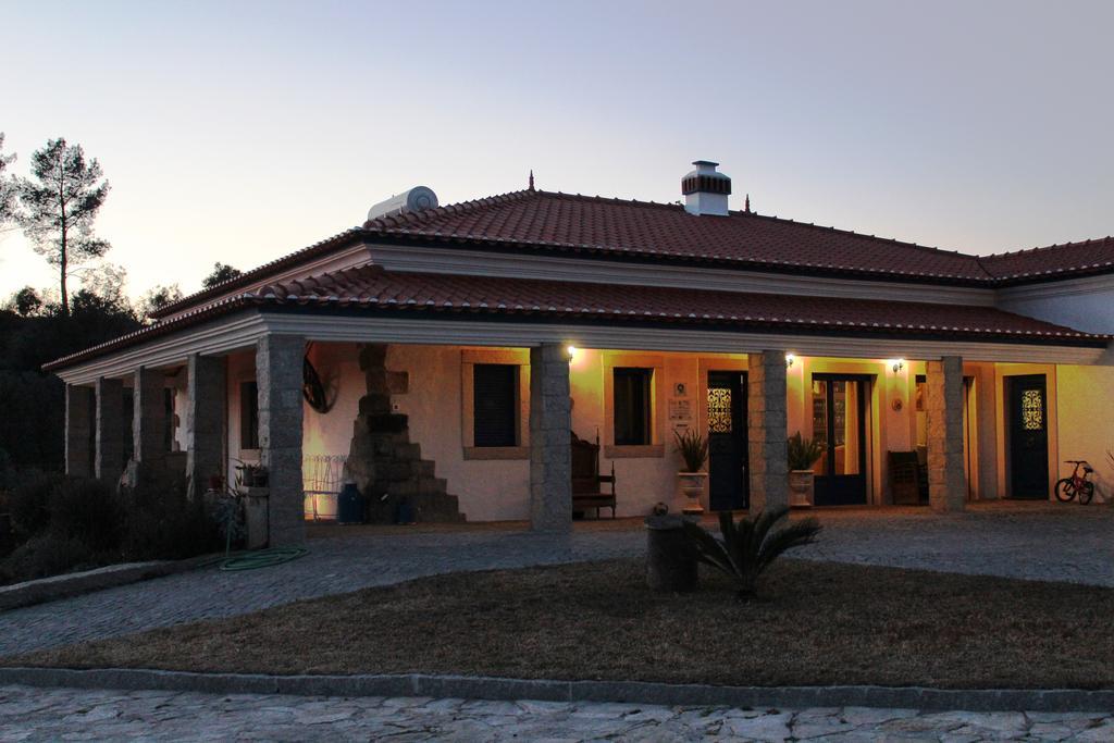 Quinta Ribeiro Tanquinhos Guest House Tancos ภายนอก รูปภาพ